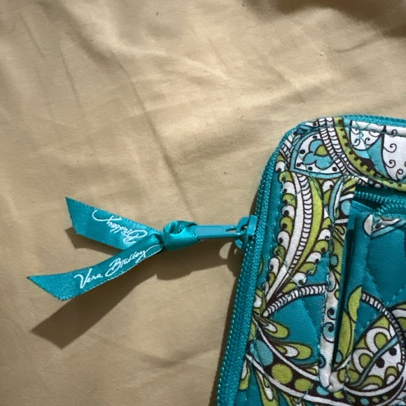 Vera Bradley Turquoise and Lime Wallet - Picture 4 of 6